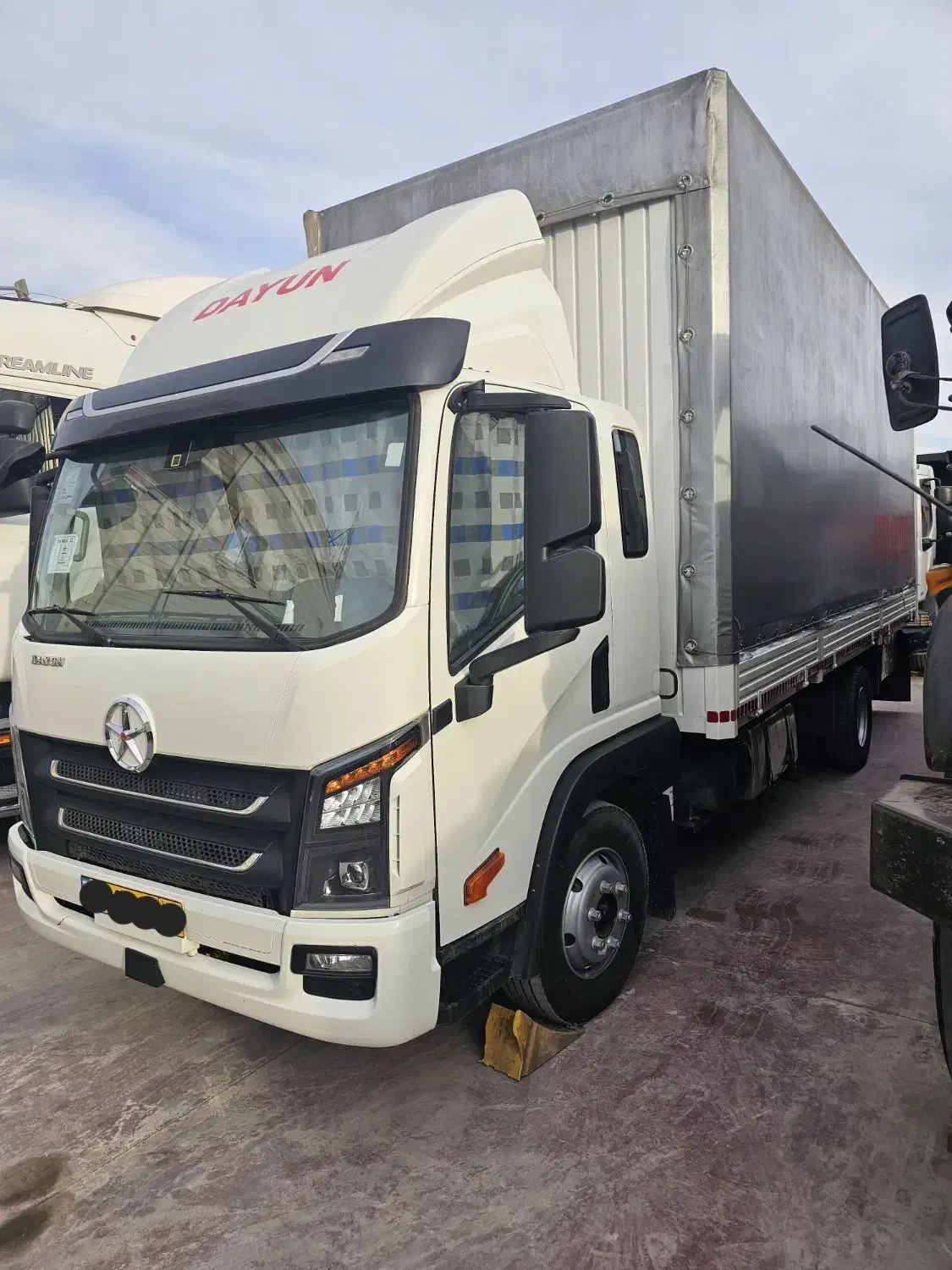 دایان ۱۰ تن|خودرو سنگین|یزد, |دیوار