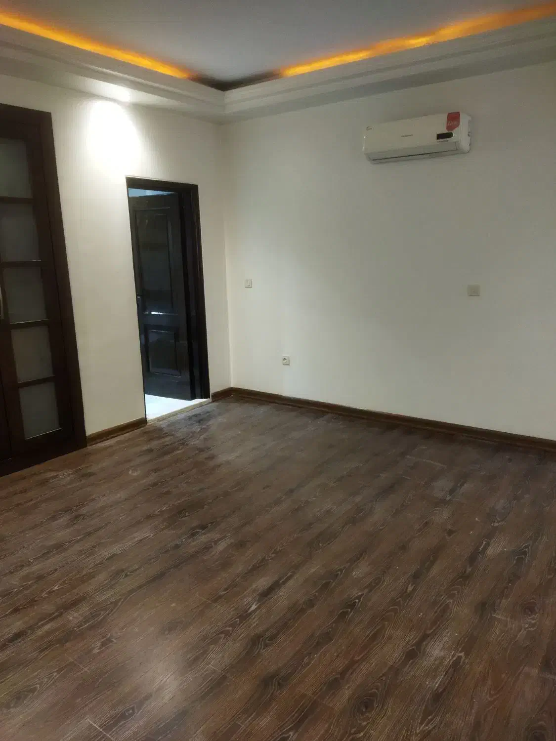 ۲۰۰ متر پاسداران