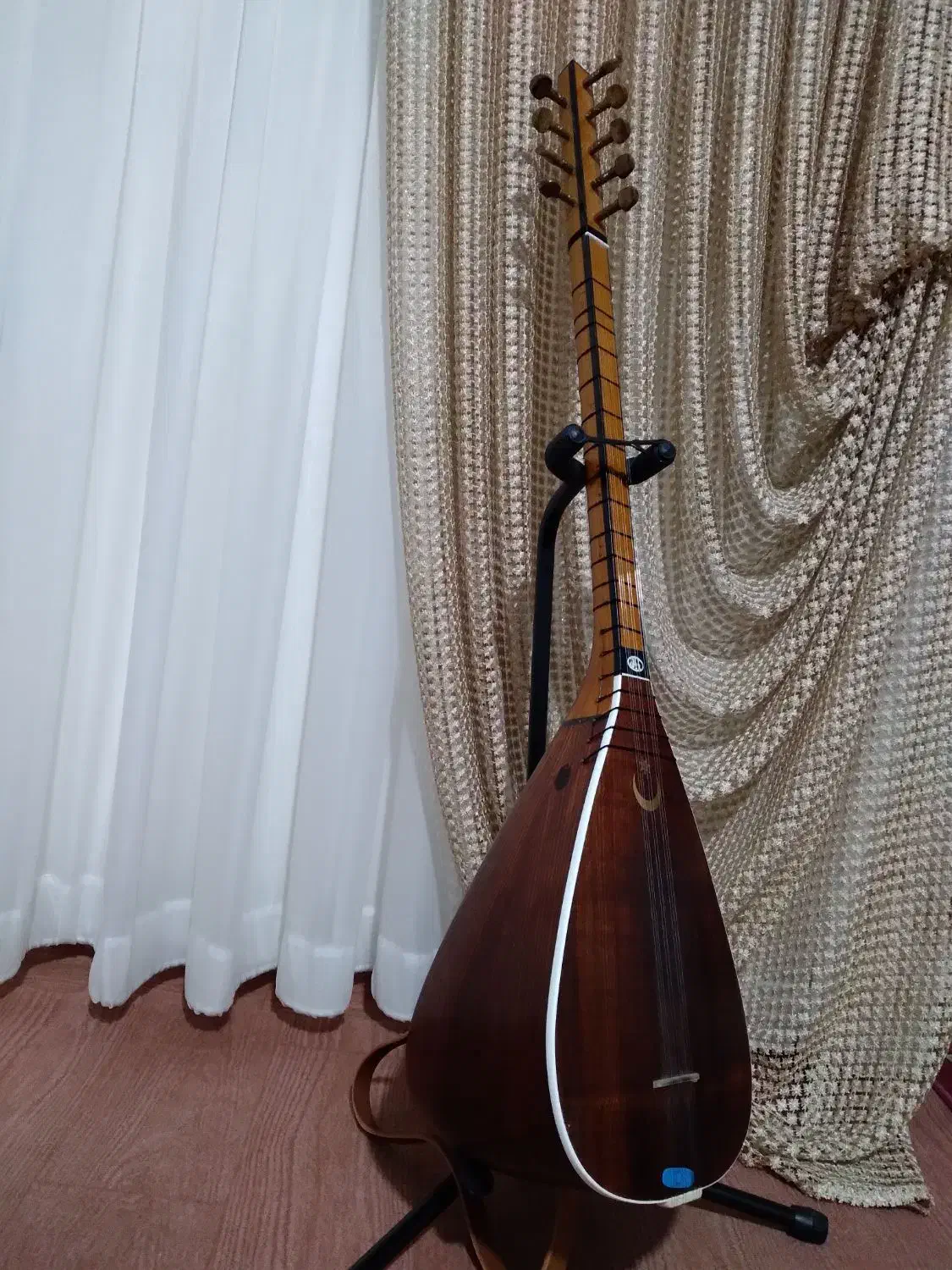 سازقوپوز|سازهای سنتی|سراب, |دیوار