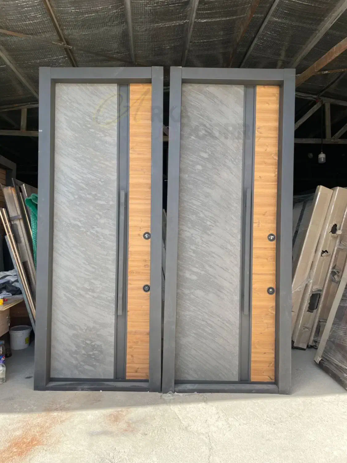 درب زدسرقت نیرواناt87 زددیلم ابعاد غیراستاندارد|مصالح و تجهیزات ساختمان|کرج, خرمدشت|دیوار