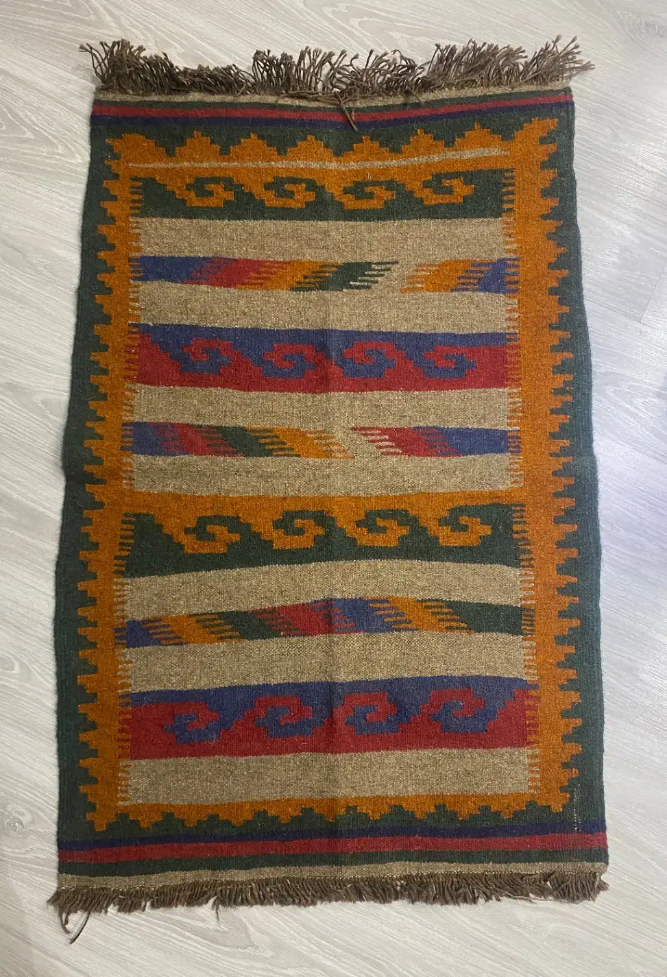 گلیم دست بافت اصفهان|گلیم، جاجیم، گبه|تهران, شهرک فرهنگیان|دیوار