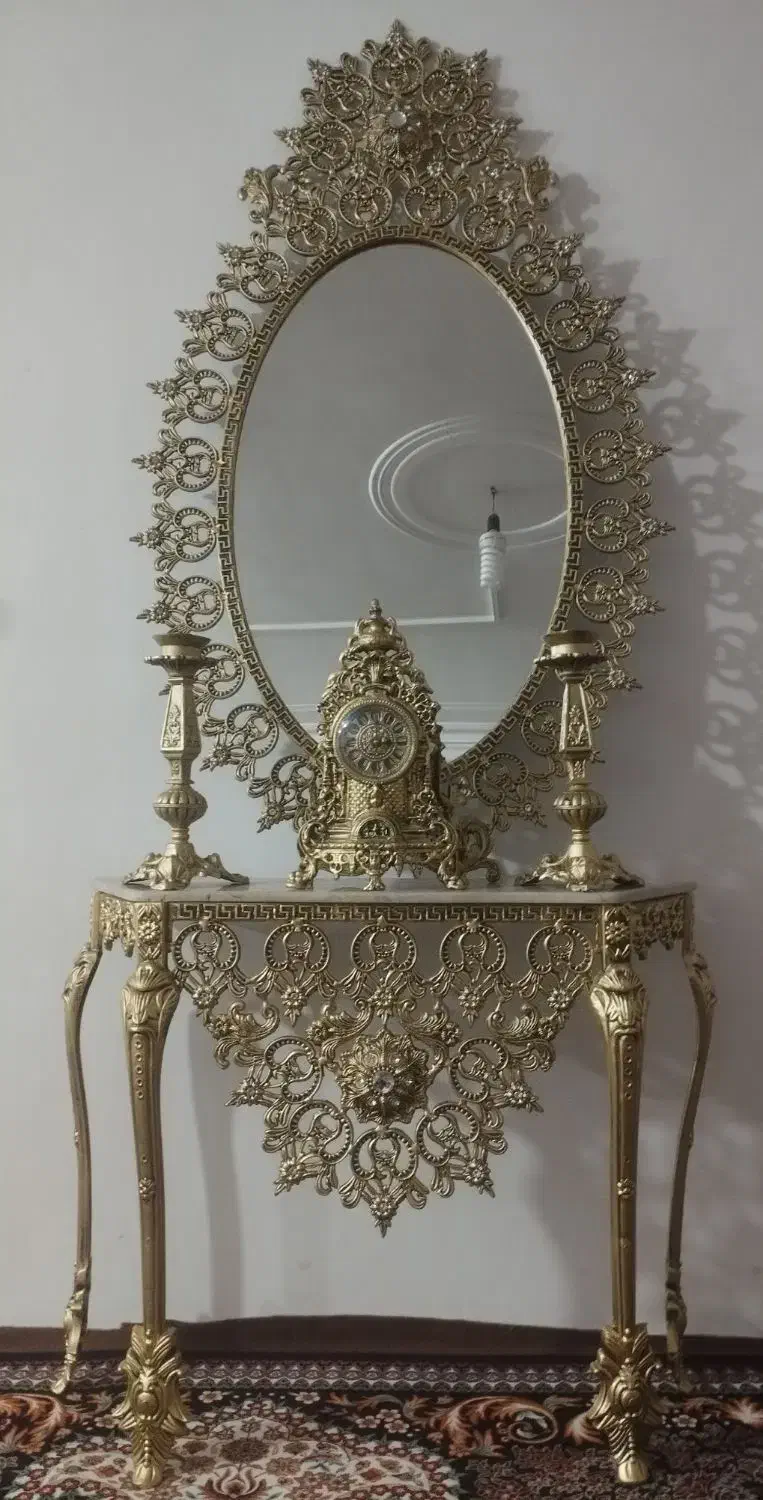 آینه و شمعدان تعویضی|آینه|بروجرد, |دیوار