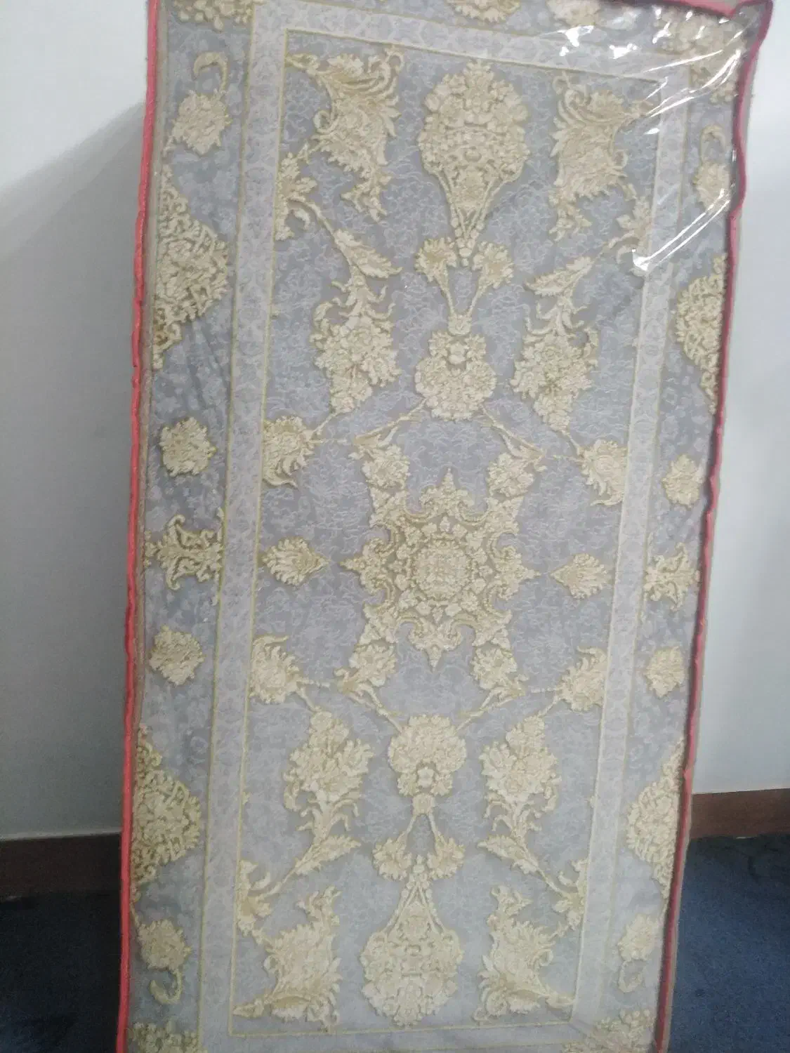 پشتی|مبلمان خانگی و میز عسلی|رباط‌کریم, الارد|دیوار