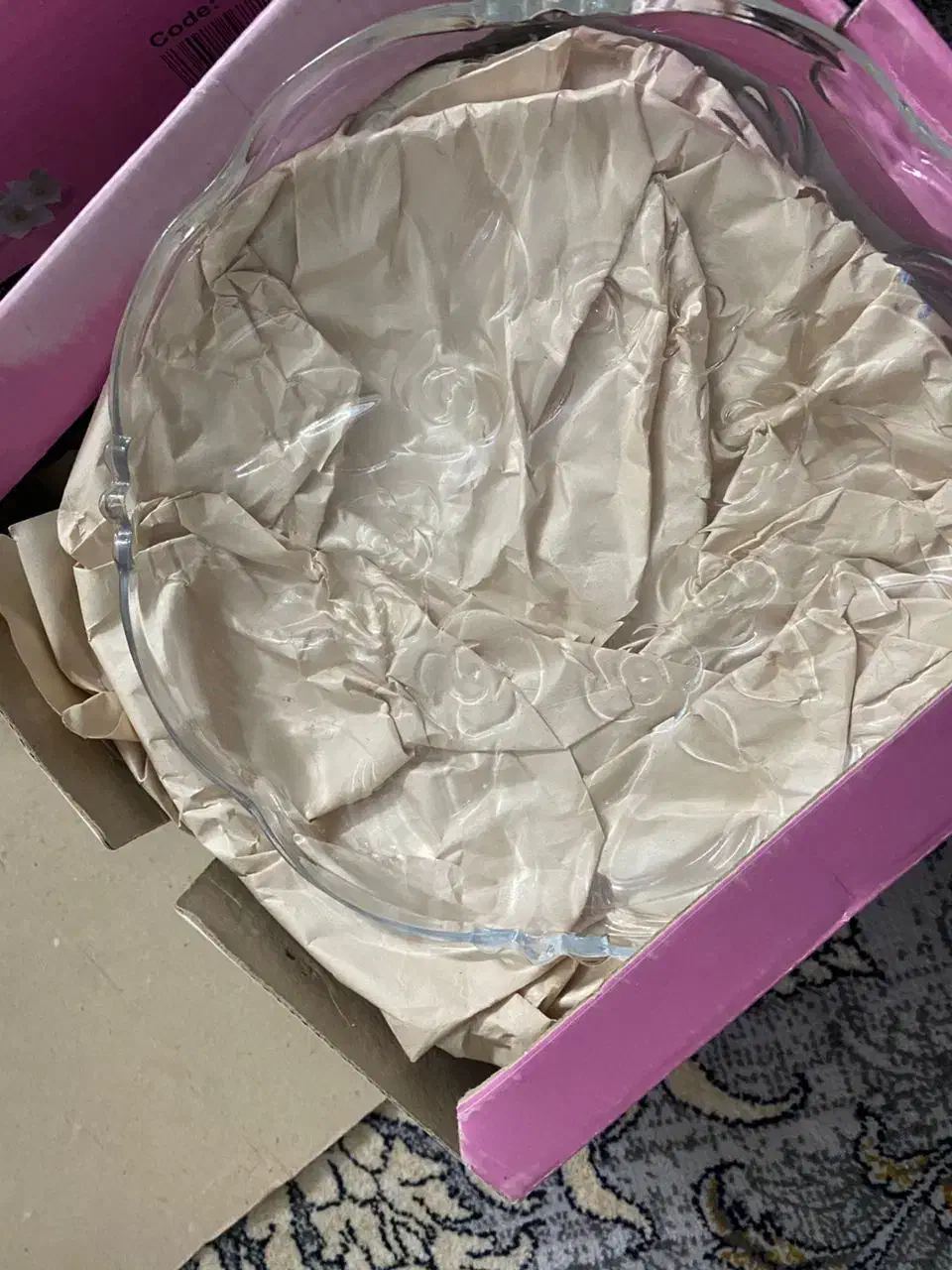 یک سری لوازم آشپزخانه و برقی|ظروف سرو و پذیرایی|ری, شهادت|دیوار