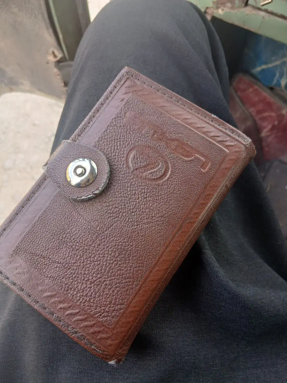 مدارک گمشده درجاده حمیل به اسلام آبادغرب|اشیا|اسلام‌‌آباد غرب, |دیوار