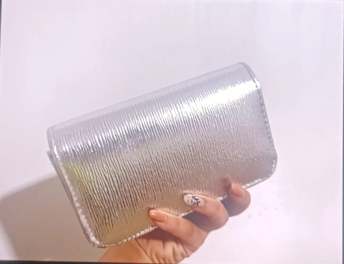 کیف مجلسی رنگ نقره ای دارای بند بلند|کیف، کفش، کمربند|کرمانشاه, |دیوار