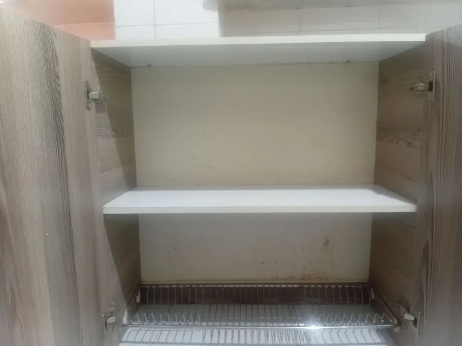 کابینت دیواری ظرفشویی سالم و سالم بفروش می‌رسد|مصالح و تجهیزات ساختمان|انزل, |دیوار