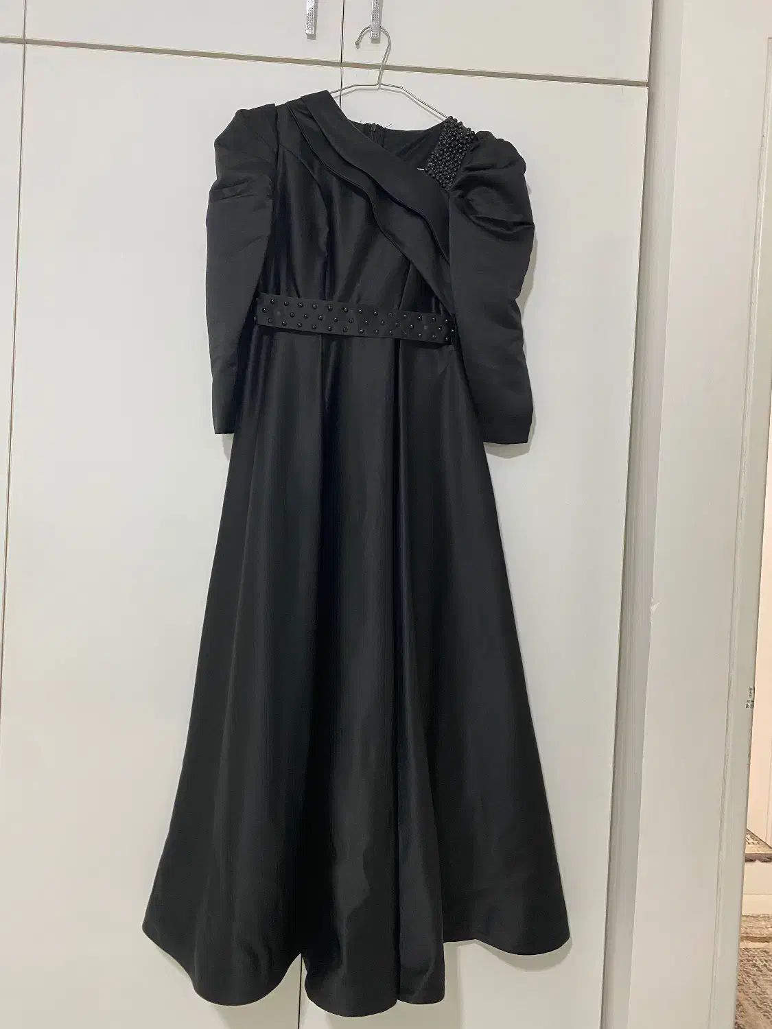 لباس مجلسی|لباس|بوئین زهرا, |دیوار