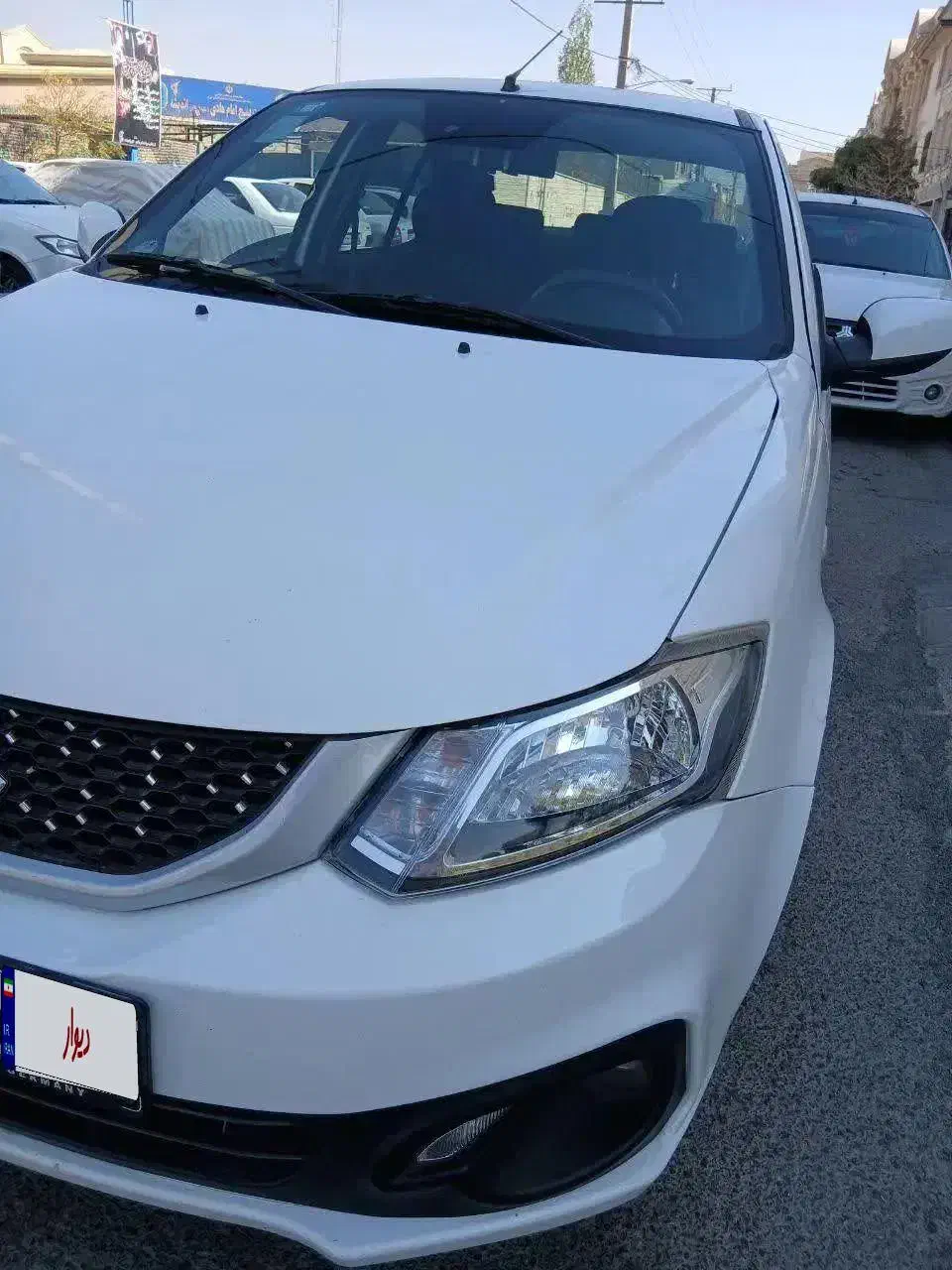 ساینا S|خودرو سواری و وانت|اندیشه, اندیشه فاز ۳|دیوار