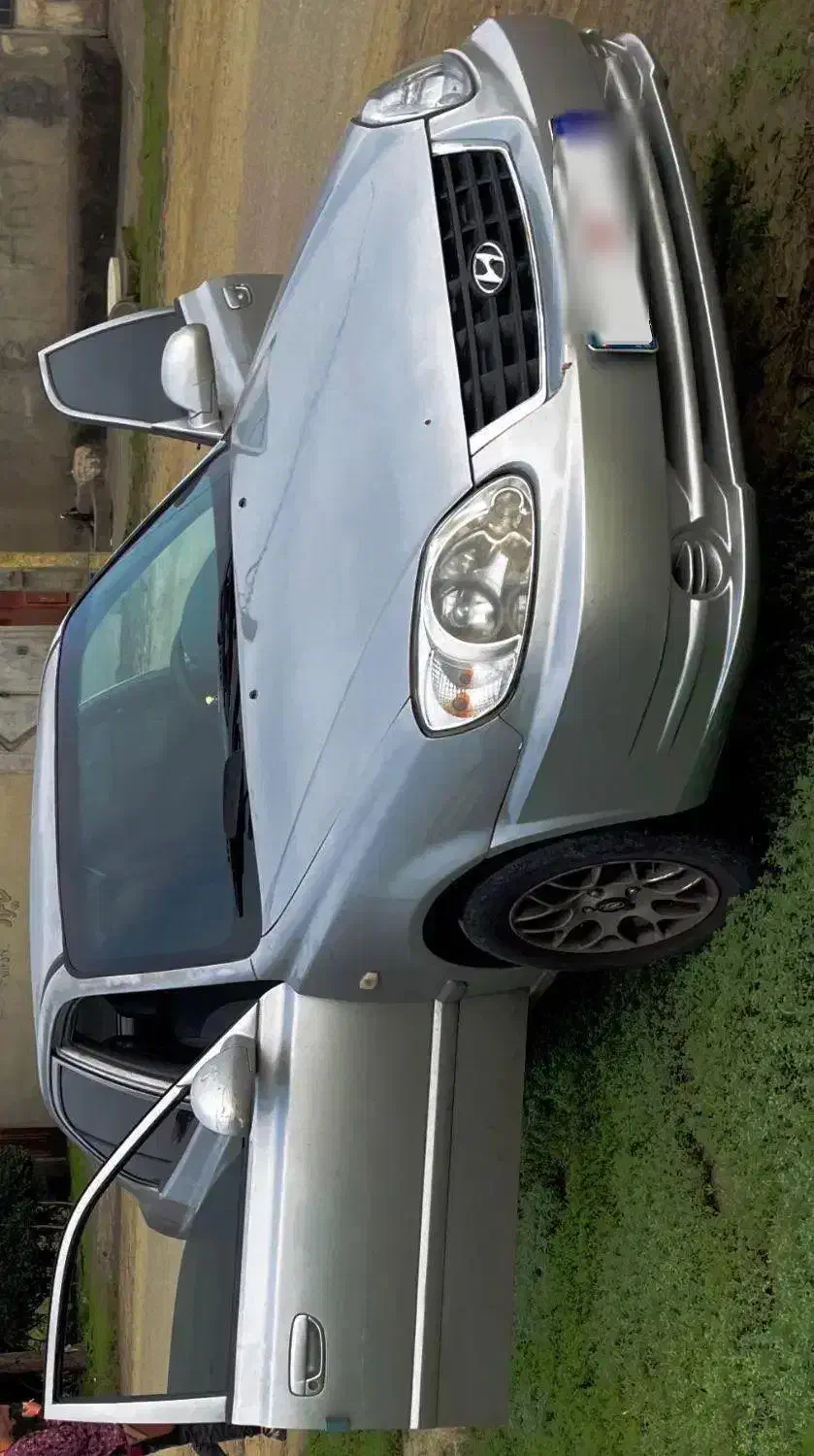 هیوندا ورنا|خودرو سواری و وانت|رشت, منظریه|دیوار