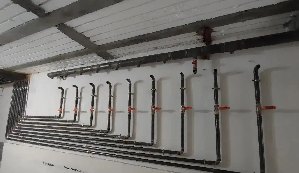 جوشکار لوله گاز ، آتش نشانی لوله کش گاز خرده کاری|خدمات پیشه و مهارت|قزوین, |دیوار