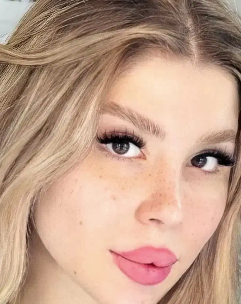 مدرس و متخصص کاشت مژهولیفت خانه اصفهان|خدمات آرایشگری و زیبایی|اصفهان, خانه اصفهان|دیوار