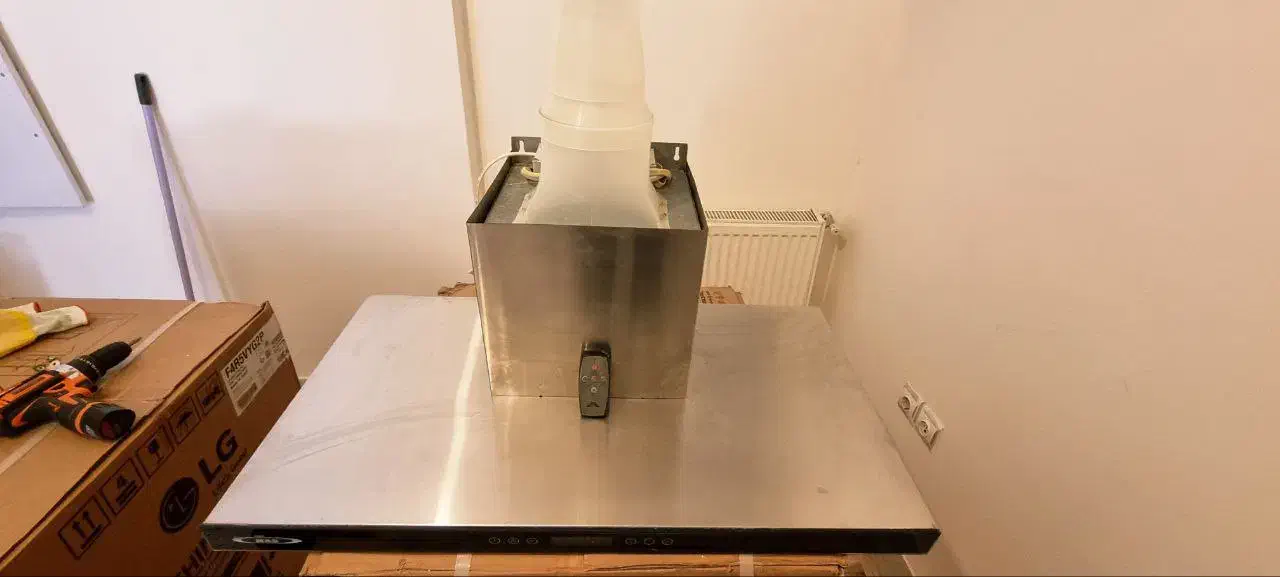 هود|هود|تربت‌حیدریه, مظفریه|دیوار