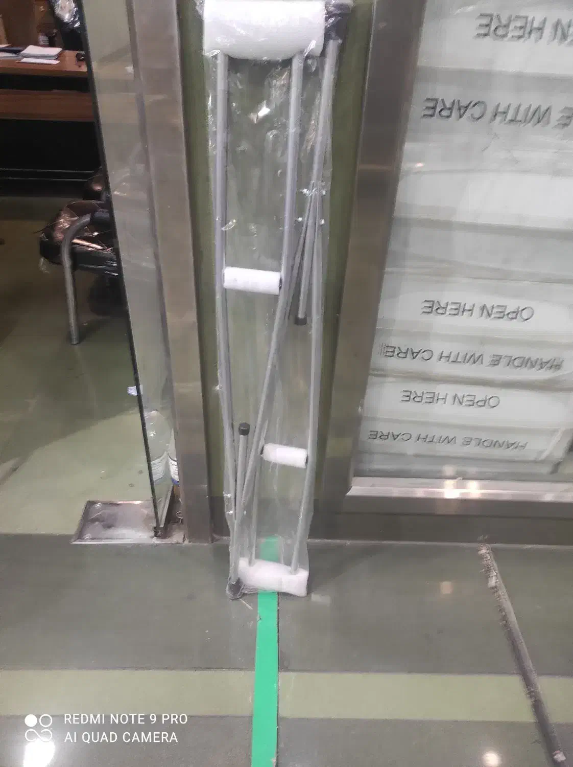 توالت فرنگی وعصا زیر بغل|لوازم سرویس بهداشتی|تهران, نارمک|دیوار