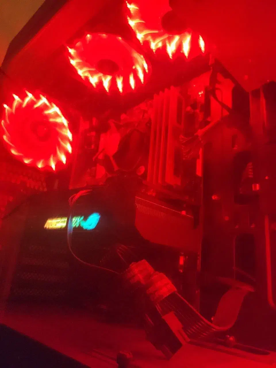 کیس کامپیوتر گیمینگ و رندرینگ|رایانه رومیزی|تهران, جردن|دیوار