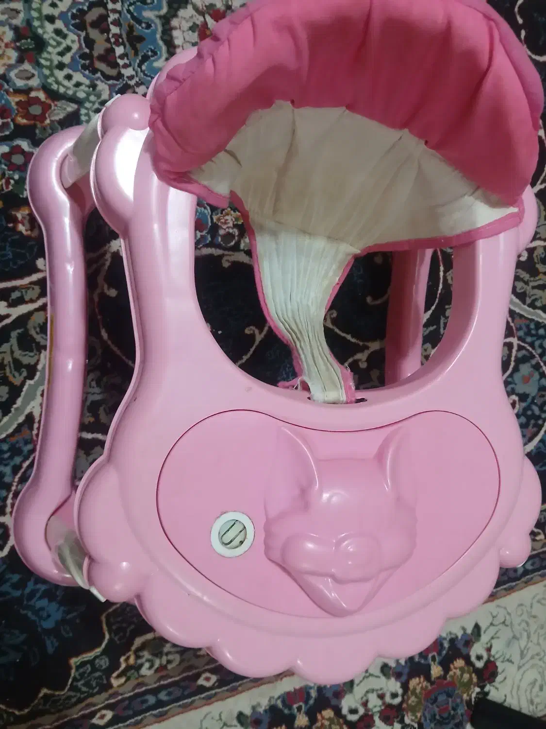 روروئک|اسباب و اثاث بچه|رشت, پیرکلاچای|دیوار