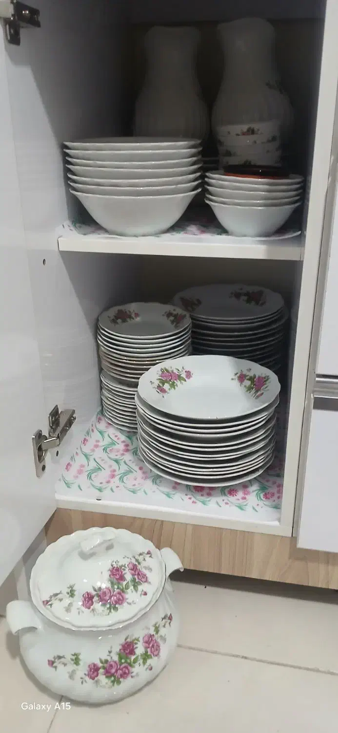 چینی گل سرخ|ظروف سرو و پذیرایی|میاندوآب, |دیوار