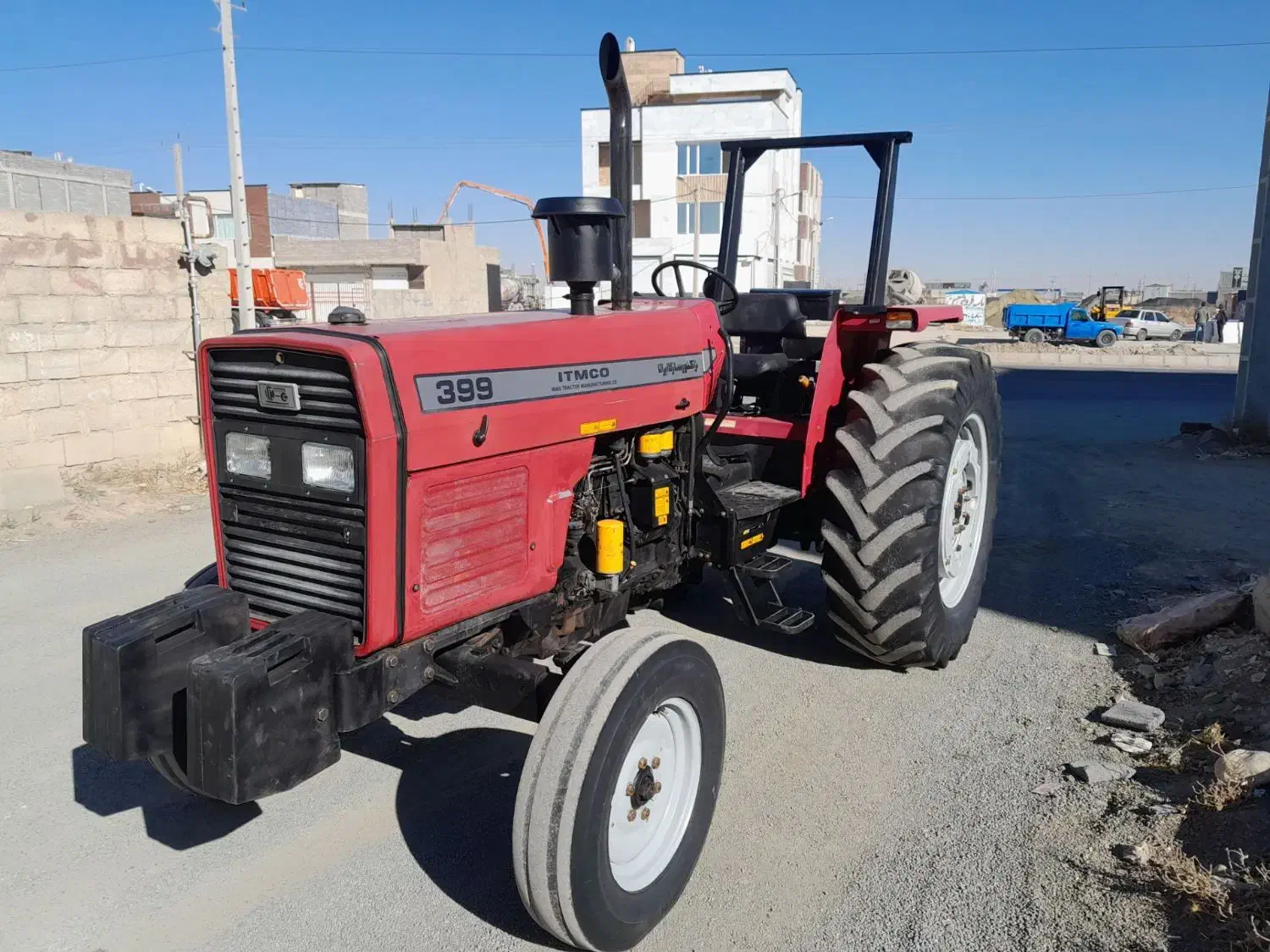 تراکتور فرگوسن شش تک مدل ۸۹ پمپ کوچک|خودرو سنگین|قروه, |دیوار