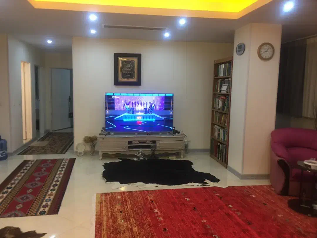 آپارتمان ۳خواب/۱۳۰مترخرازی/شمالی/اردستانی