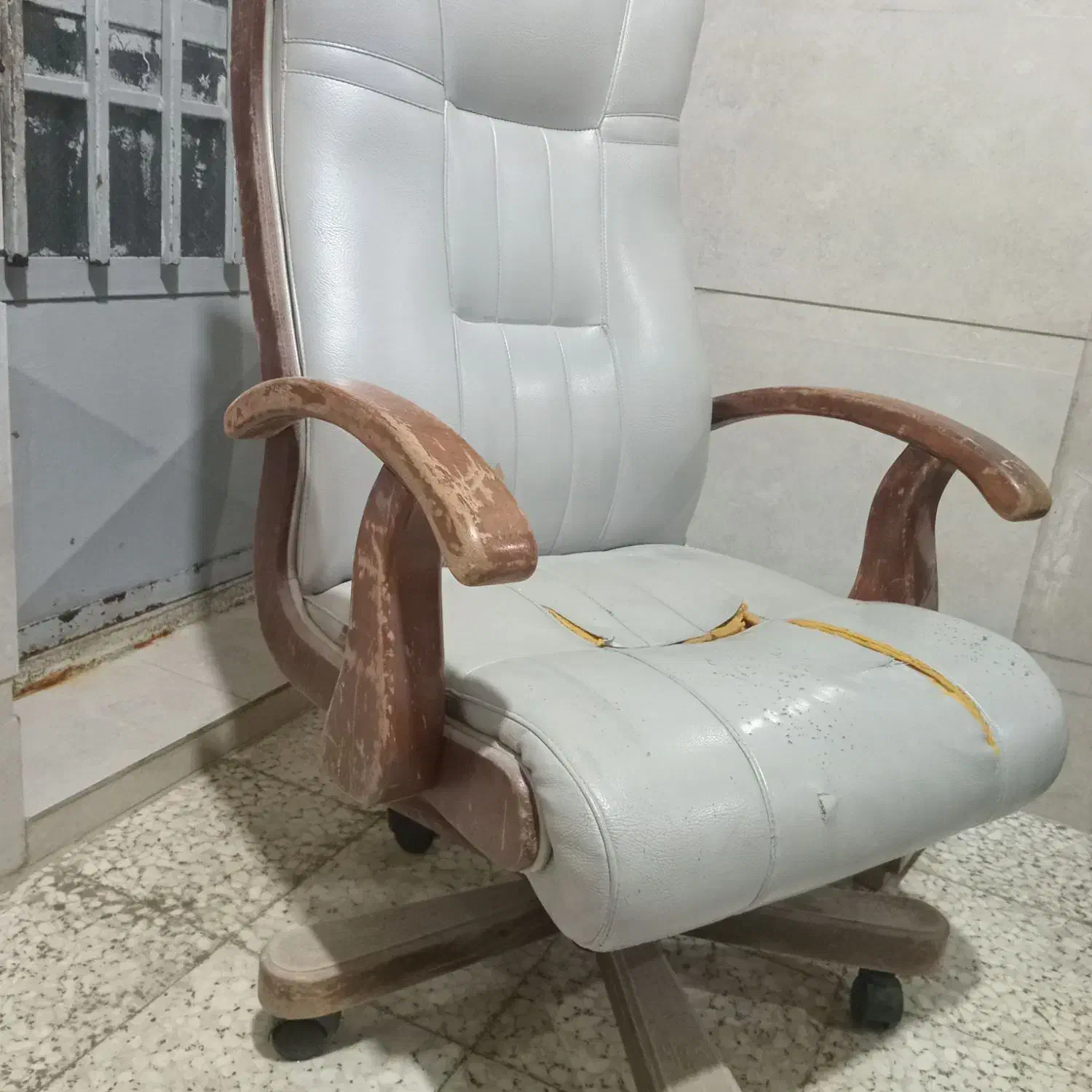 صندلی گردون|مبلمان اداری|آبادان, |دیوار