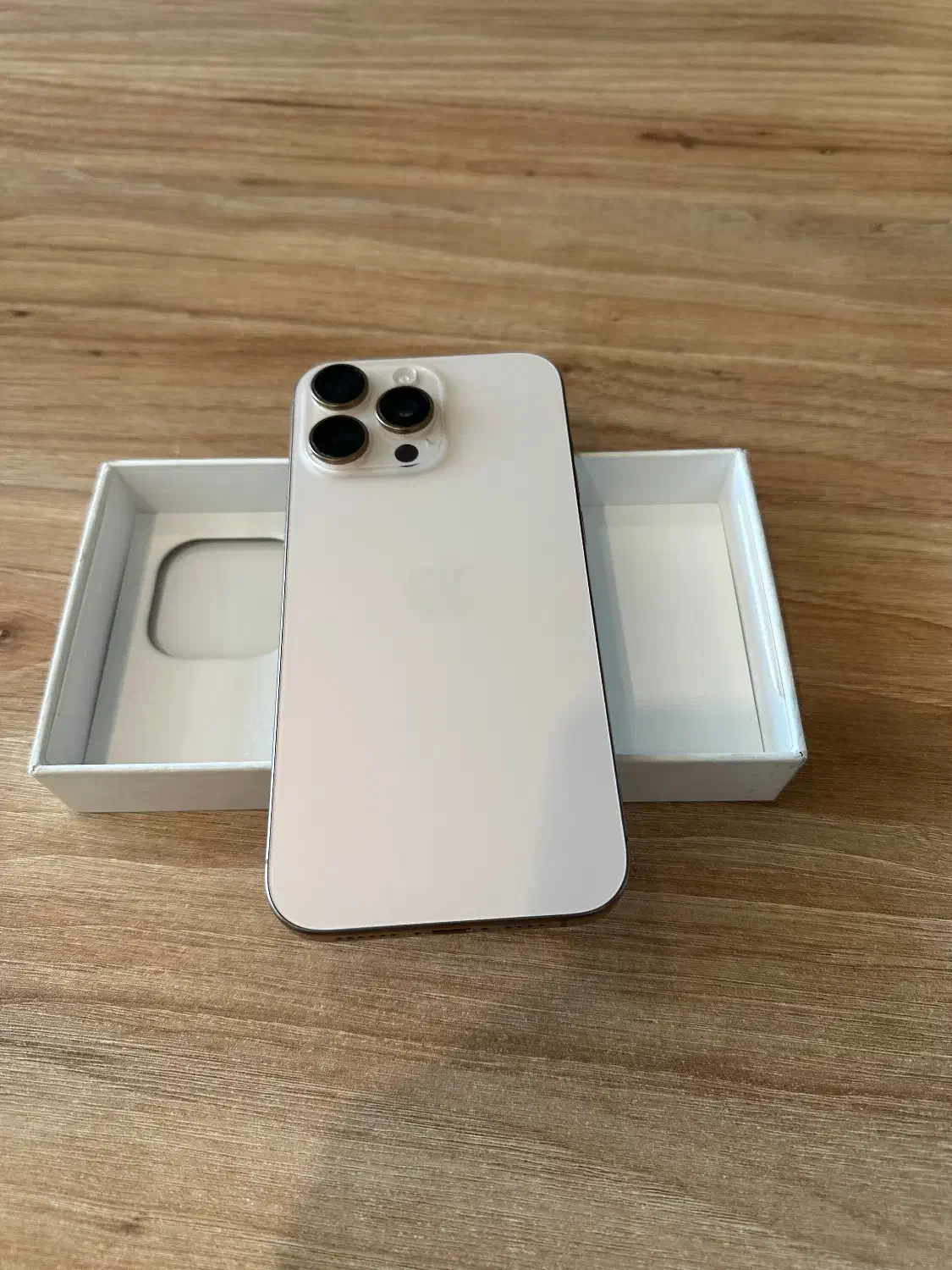 آیفون ۱۶ پرومکس ۲۵۶|موبایل|تهران, جماران (نیاوران)|دیوار