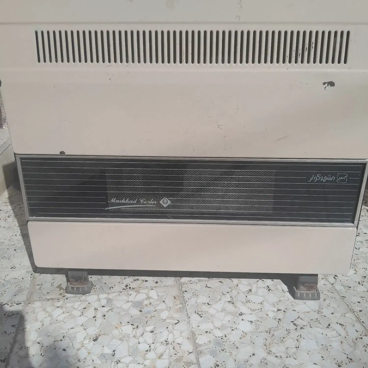 یک کولر و یک بخاری|کولر آبی|ایذه, |دیوار