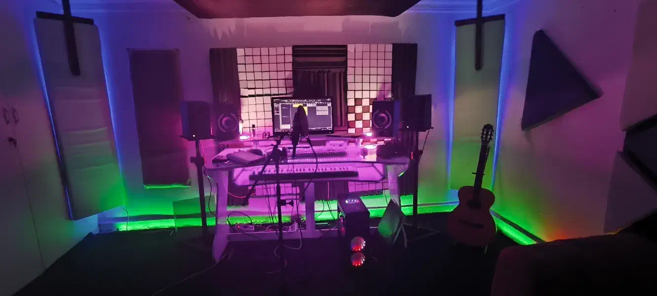 آهنگسازی و تنظیم و استودیو و آموزش میکس و مسترینگ|خدمات پذیرایی، مراسم|تهران, شادمان|دیوار