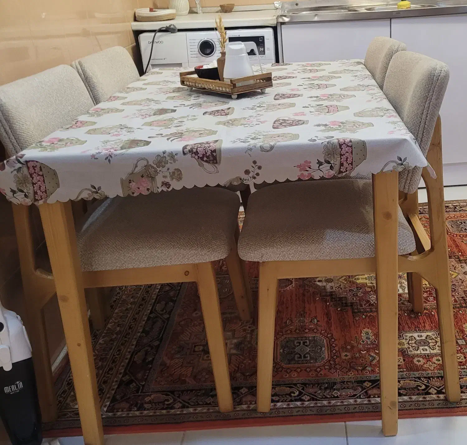 میز ناهارخوری ۴ نفره|میز و صندلی غذاخوری|اسلامشهر, شهرک سعیدیه|دیوار