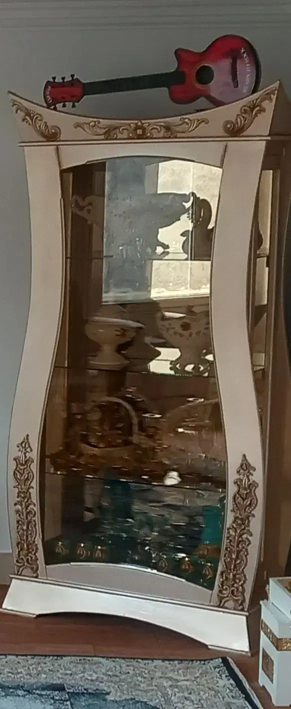 بوفه|بوفه، ویترین، کنسول|شوط, |دیوار