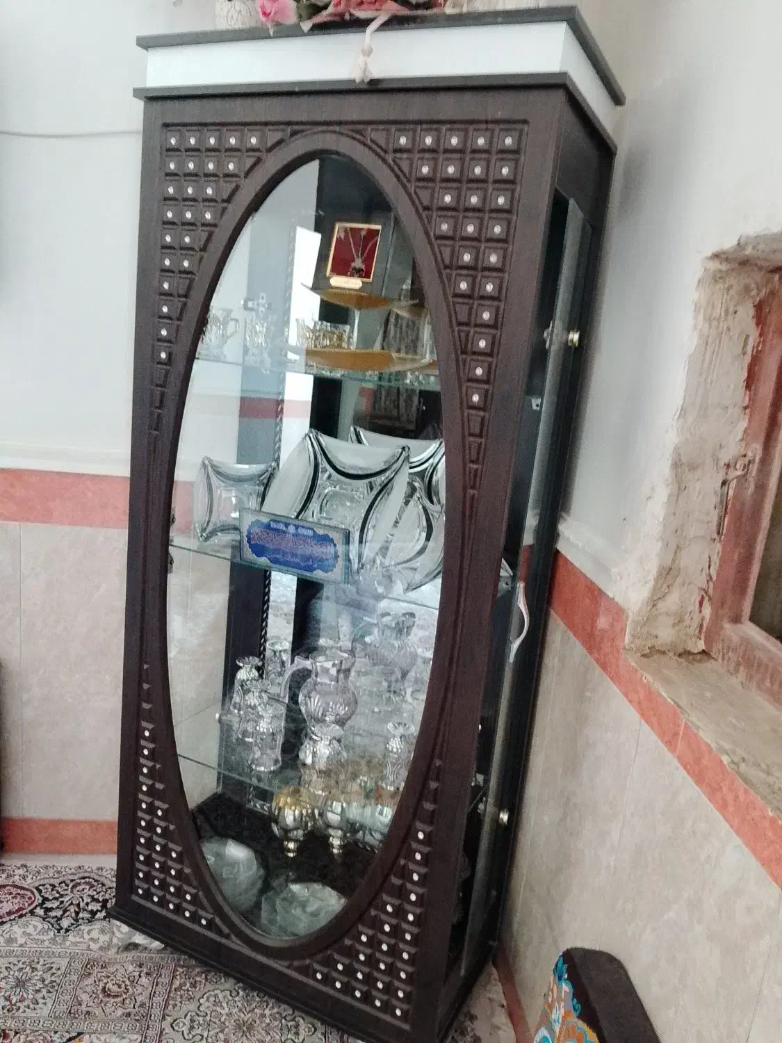 بوفه در حد نو به فروش می رسد|بوفه، ویترین، کنسول|هیرمند, |دیوار