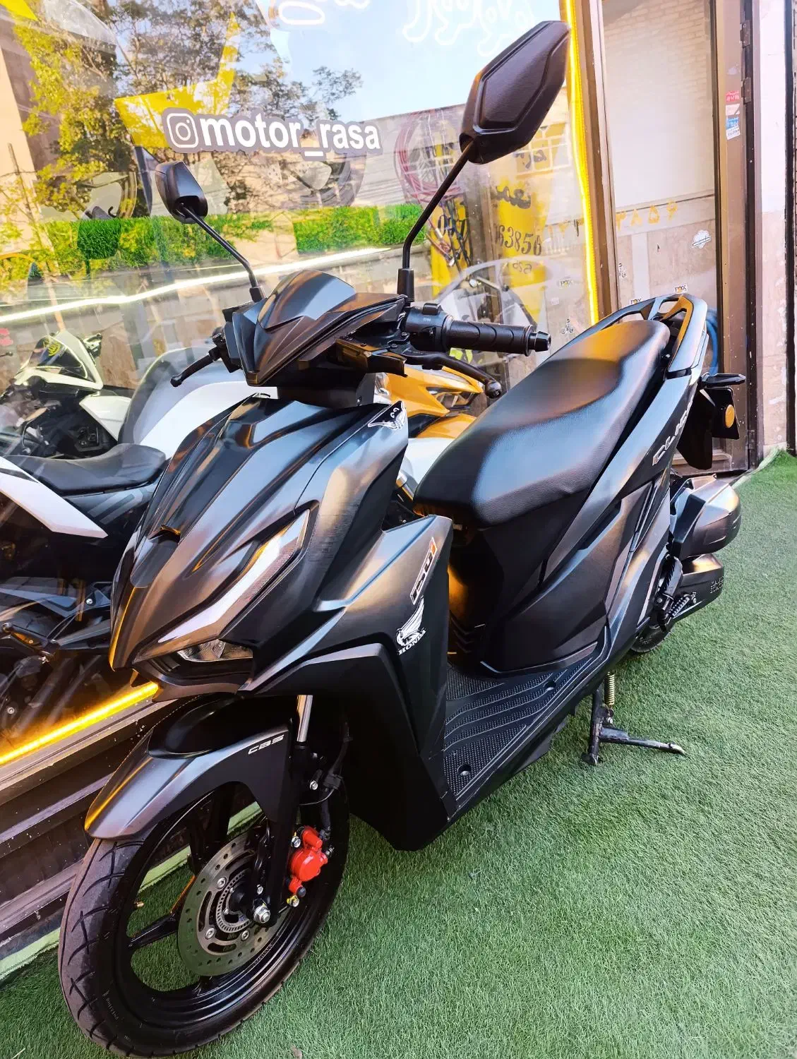 موتور کلیک کویر نیوفیس ۴۰۲|موتورسیکلت|تبریز, |دیوار