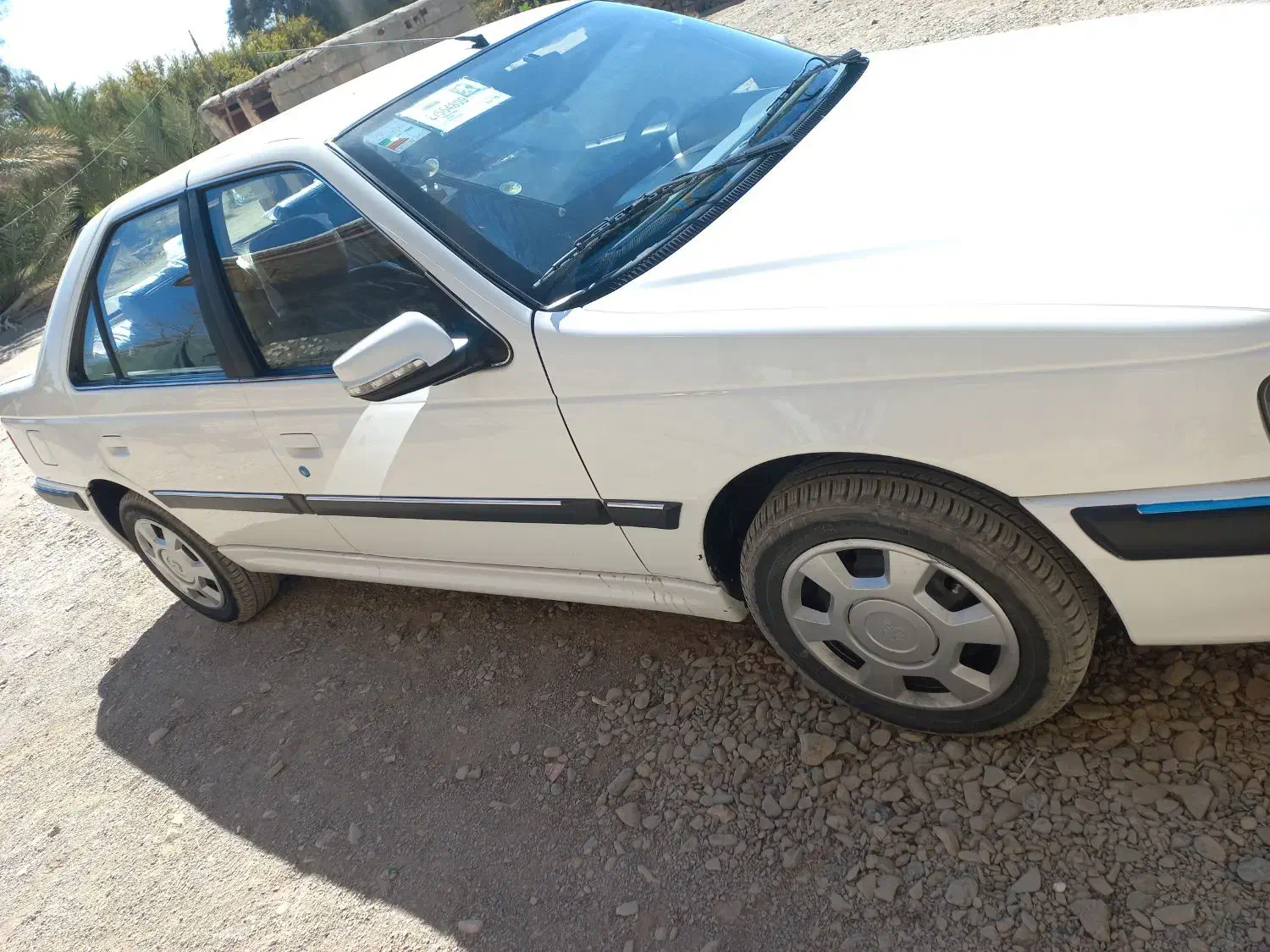 ماشین مدل ۴۰۲|خودرو سواری و وانت|سیب و سوران, |دیوار