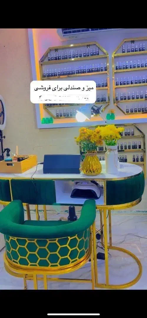 میز ناخن و صندلی|آرایشگاه و سالن‌های زیبایی|عسلویه, |دیوار