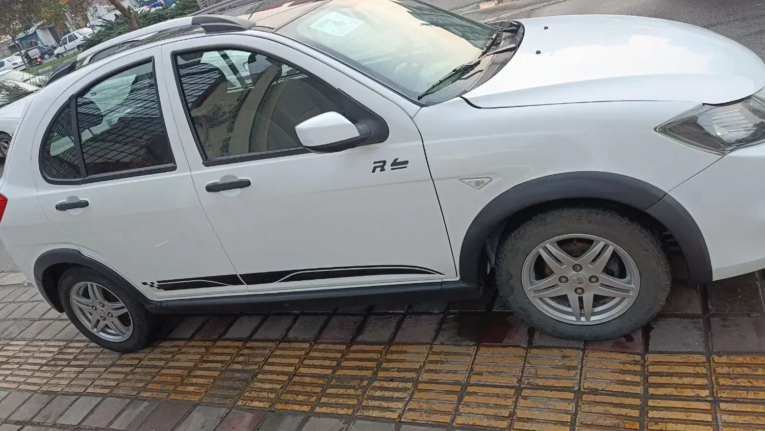 فروش فوری کوییک R بی رنگ تک برگ سند|خودرو سواری و وانت|رشت, یخسازی|دیوار