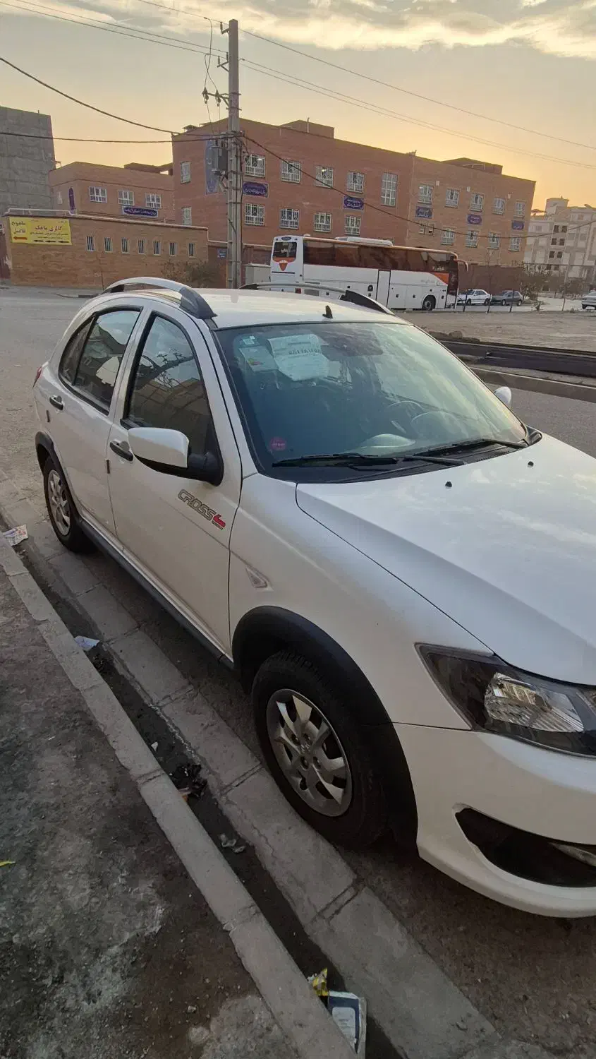 کوییک۱۴۰۴ درحدخشک|خودرو سواری و وانت|قم, قلعه کامکار|دیوار