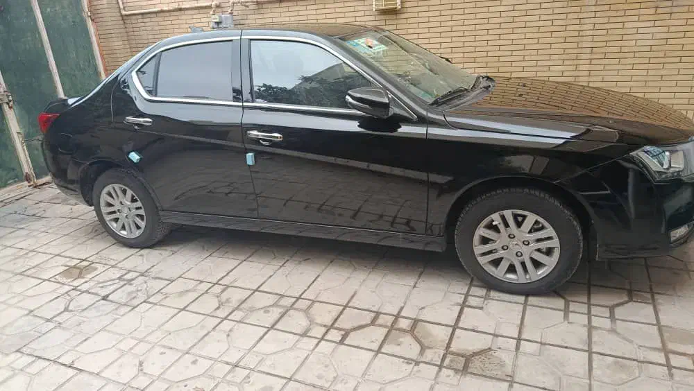 دنا پلاس صفر ۱۴۰۳ مشکی.6 دنده Ef7P|خودرو سواری و وانت|شیراز, زرهی|دیوار