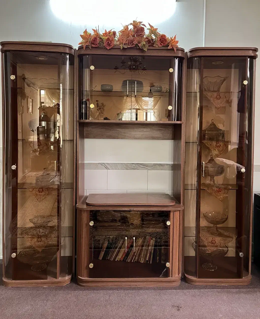 میز 3تیکه|بوفه، ویترین، کنسول|زرند, |دیوار