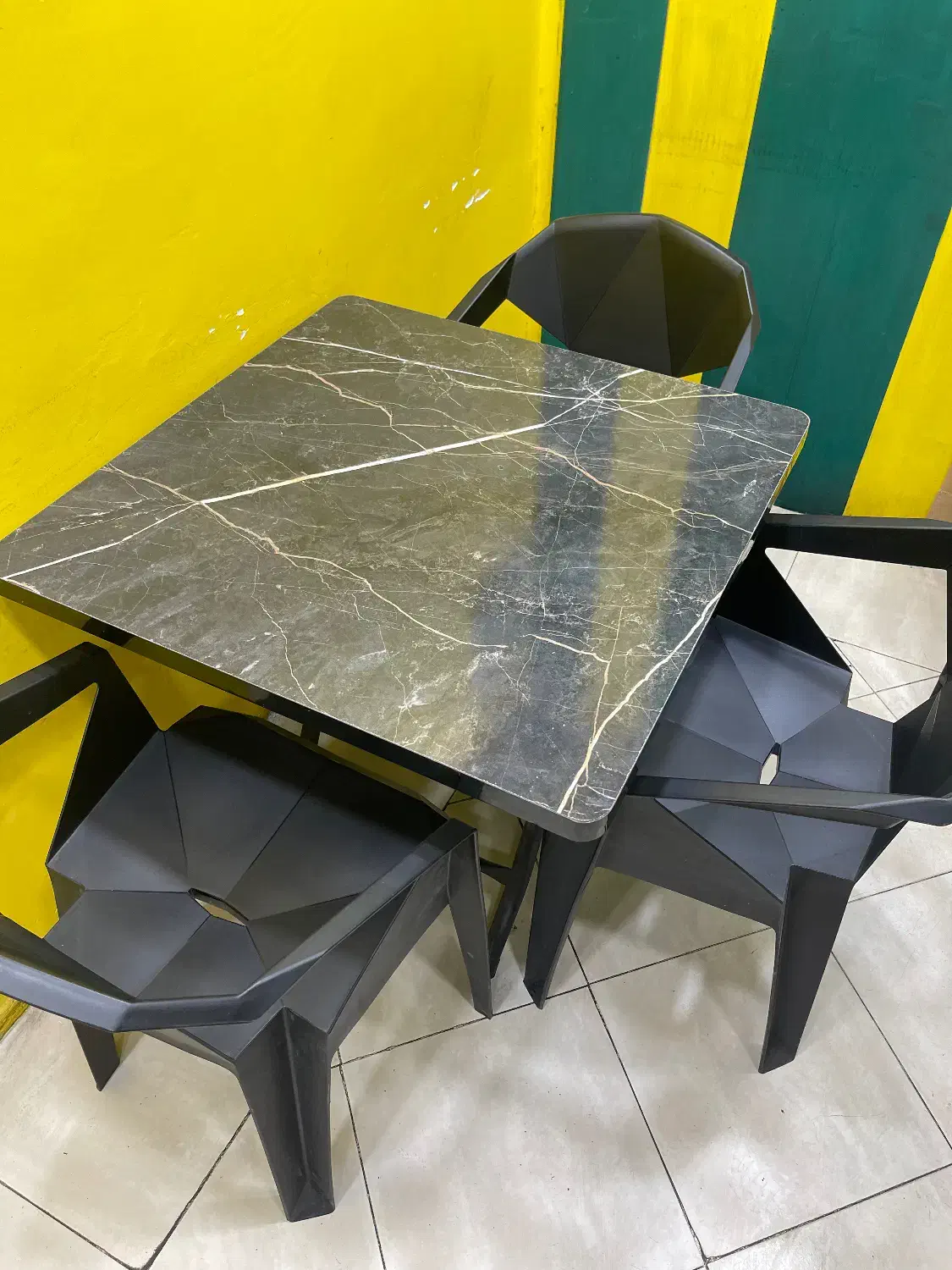 میز و صندلی لاکچری|میز و صندلی غذاخوری|اهواز, زندوکیلی|دیوار