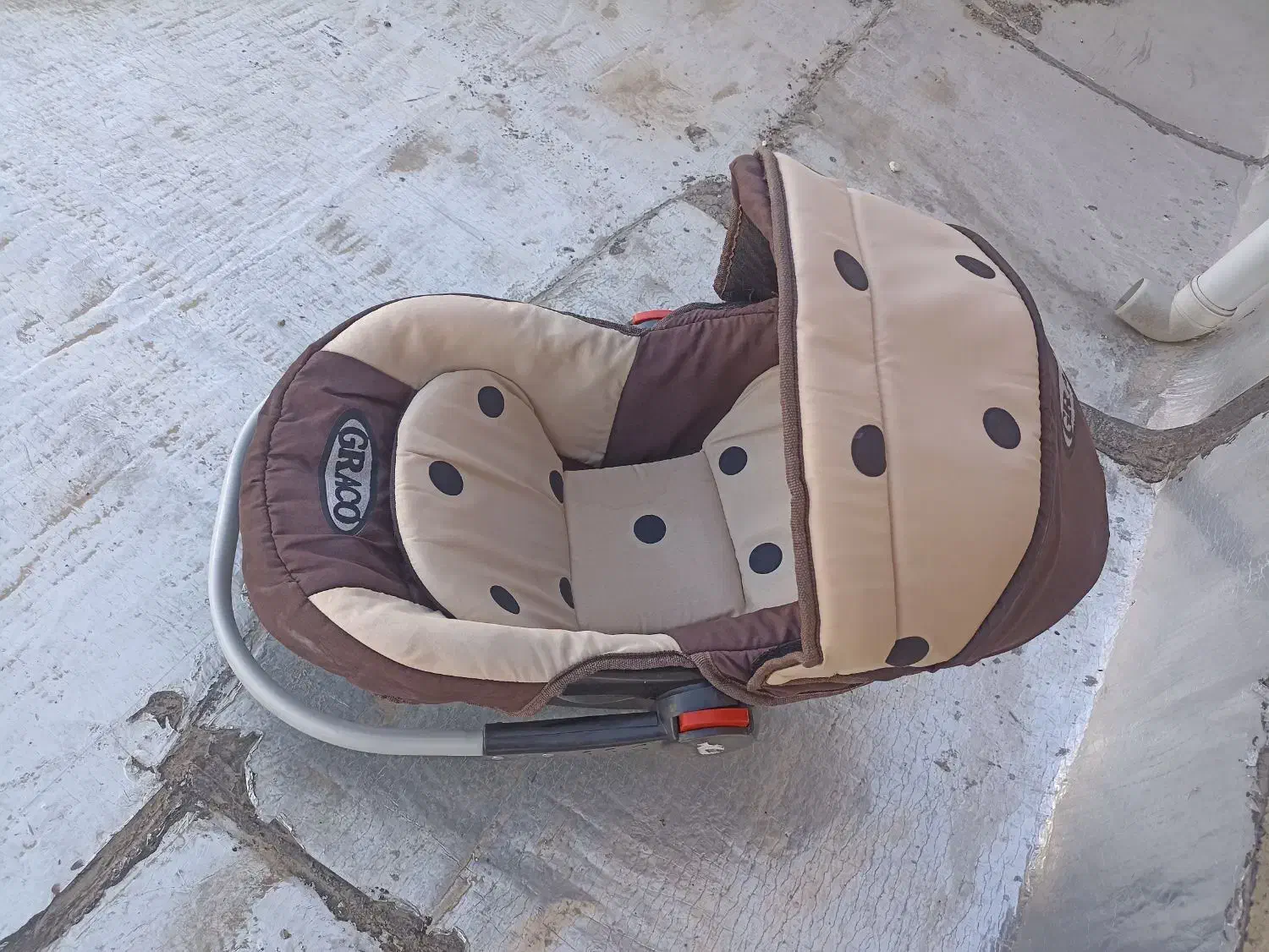 کریر بچه کاملآ سالم و قیمت پایین|اسباب و اثاث بچه|سلطانیه, |دیوار