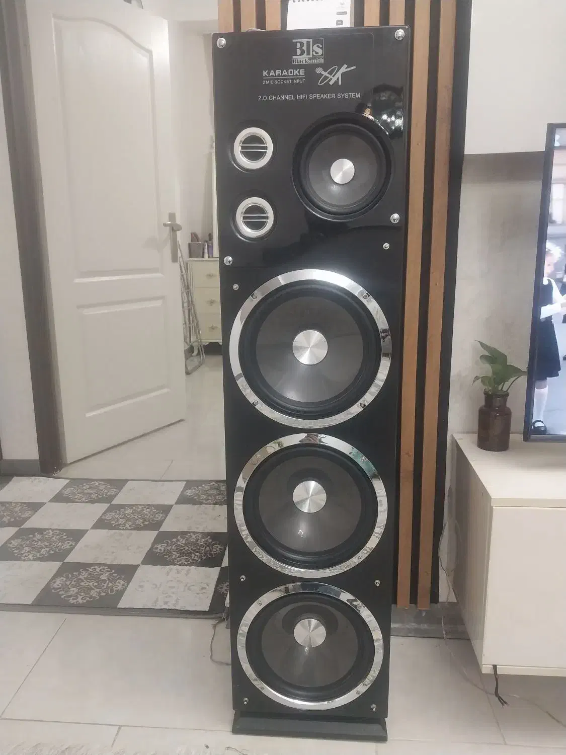 اسپیکر خانگی|سیستم صوتی خانگی|هشتگرد, شهرک آرتیمان|دیوار