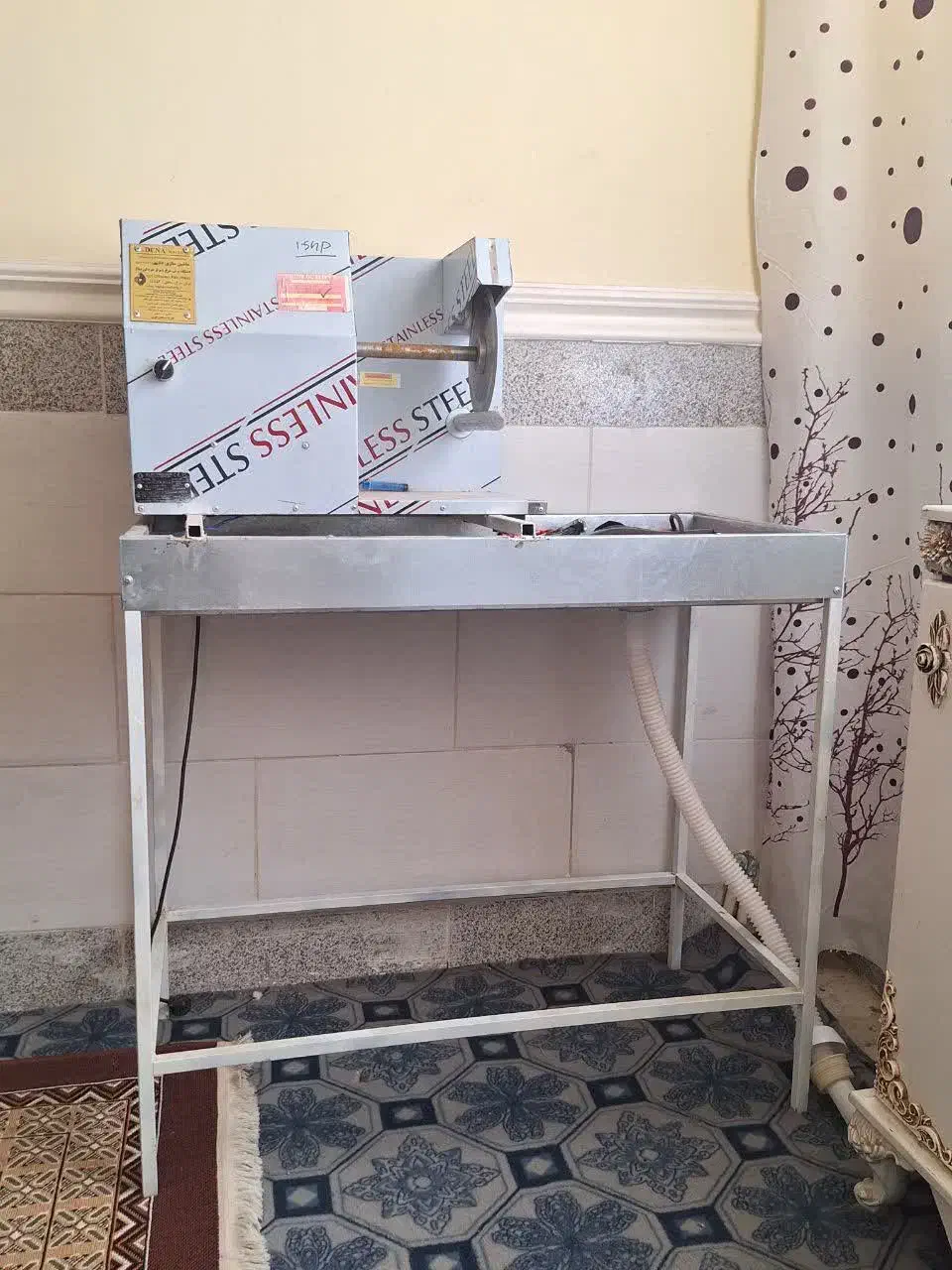 دستگاه مرغ خورد کن|کافیشاپ و رستوران|رودبار (کرمان), |دیوار