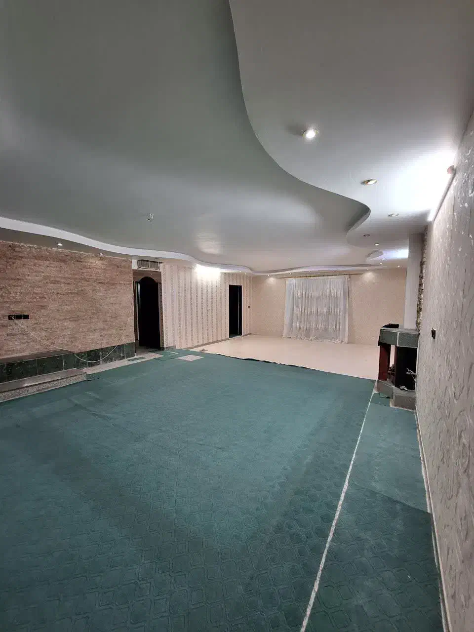 رهن اجاره ۲۰۰ متری طبقه اول اقبال لاهوری|اجارهٔ آپارتمان|شاهینشهر, بانک استان|دیوار