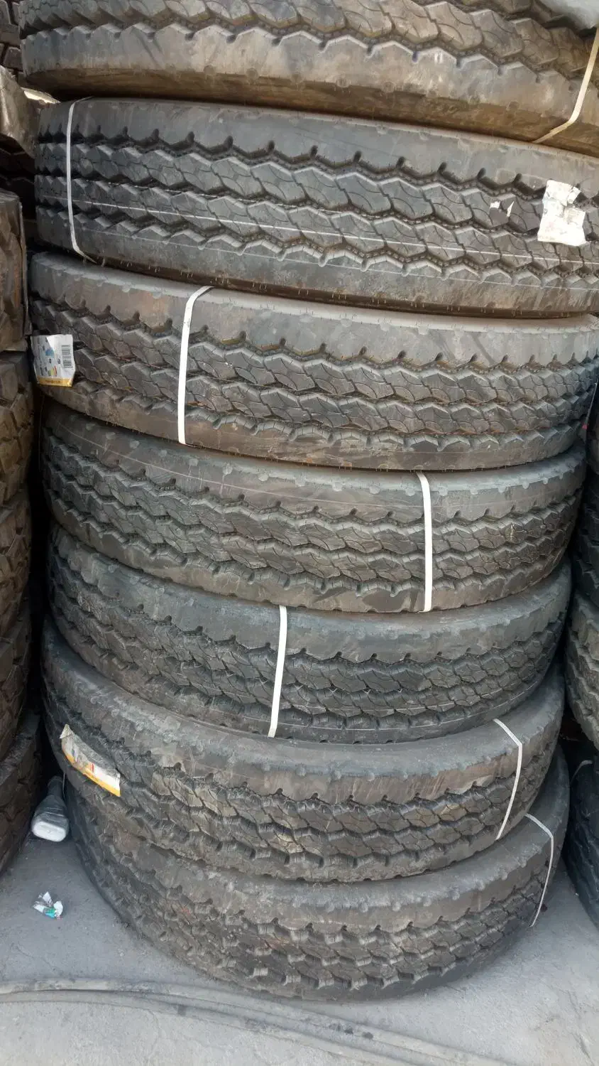 لاستیک 12/24 گل جلو|قطعات یدکی و لوازم جانبی|خاوران, |دیوار