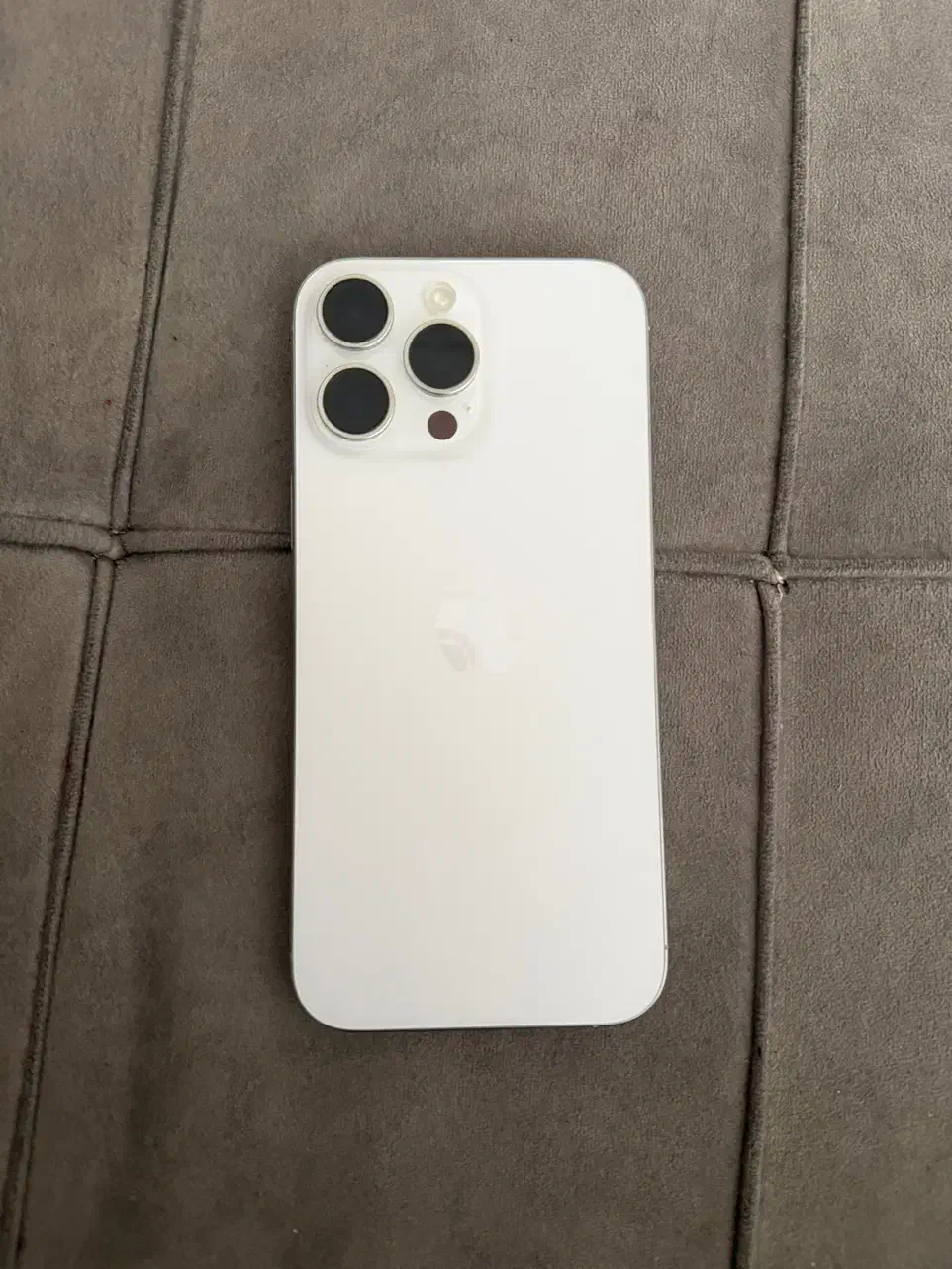Iphon 16 pro max zaa سفید|موبایل|اندیشه, اندیشه فاز ۱|دیوار