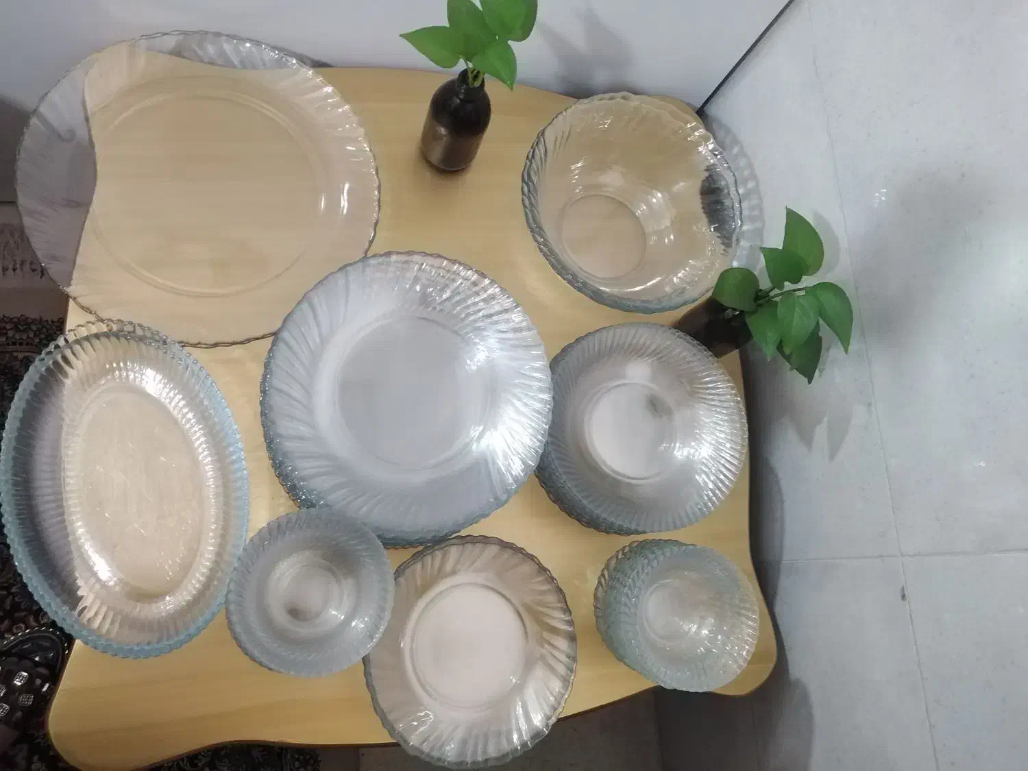 ظروف پذیرایی|ظروف سرو و پذیرایی|شیراز, کوشک میدان|دیوار