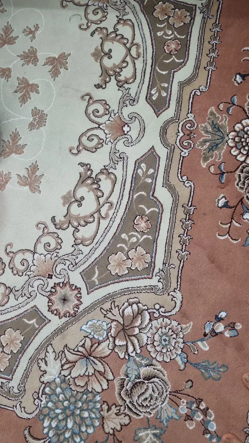 فروش یک عدد فرش|فرش|بافق, |دیوار