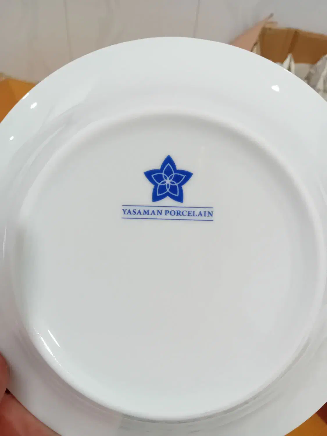 چینی. بشقاب خورشتی|ظروف سرو و پذیرایی|جوانرود, |دیوار