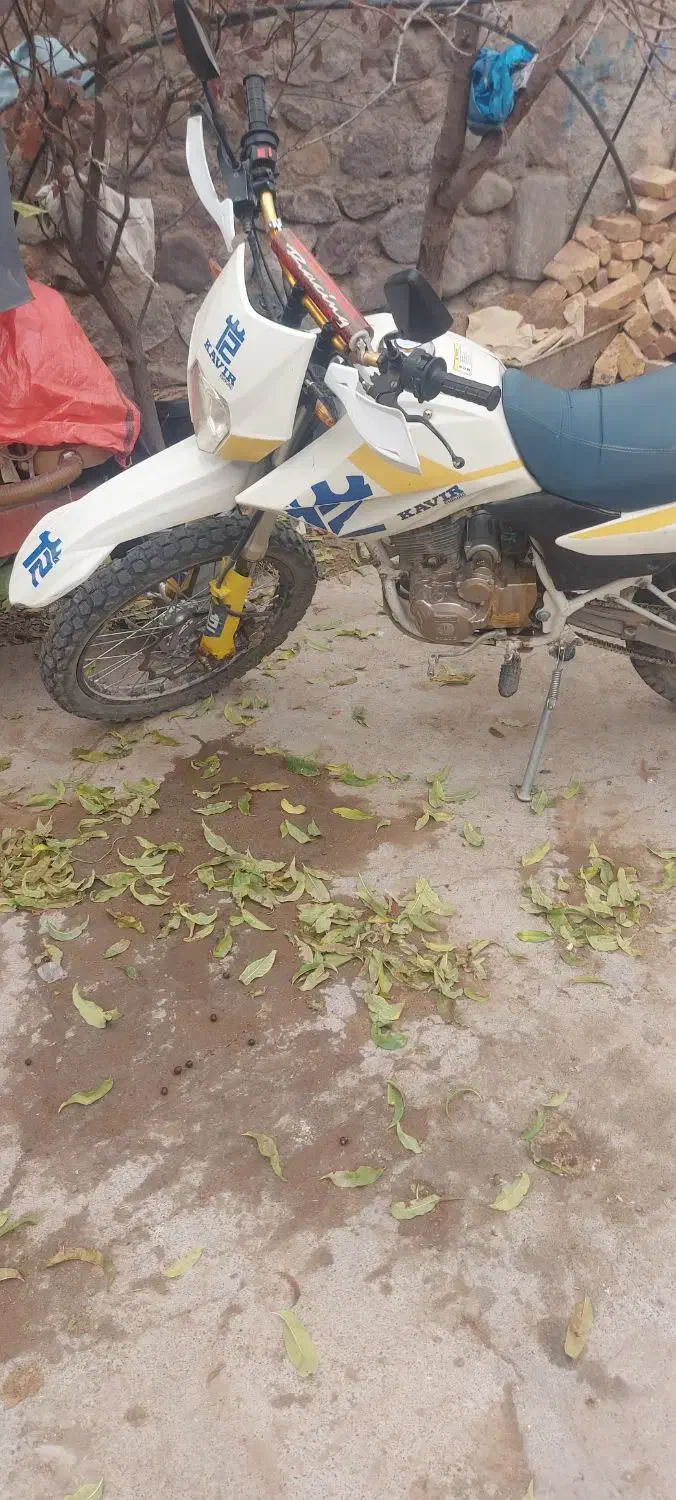 موتور کویر۲۵۰|موتورسیکلت|میانه, |دیوار