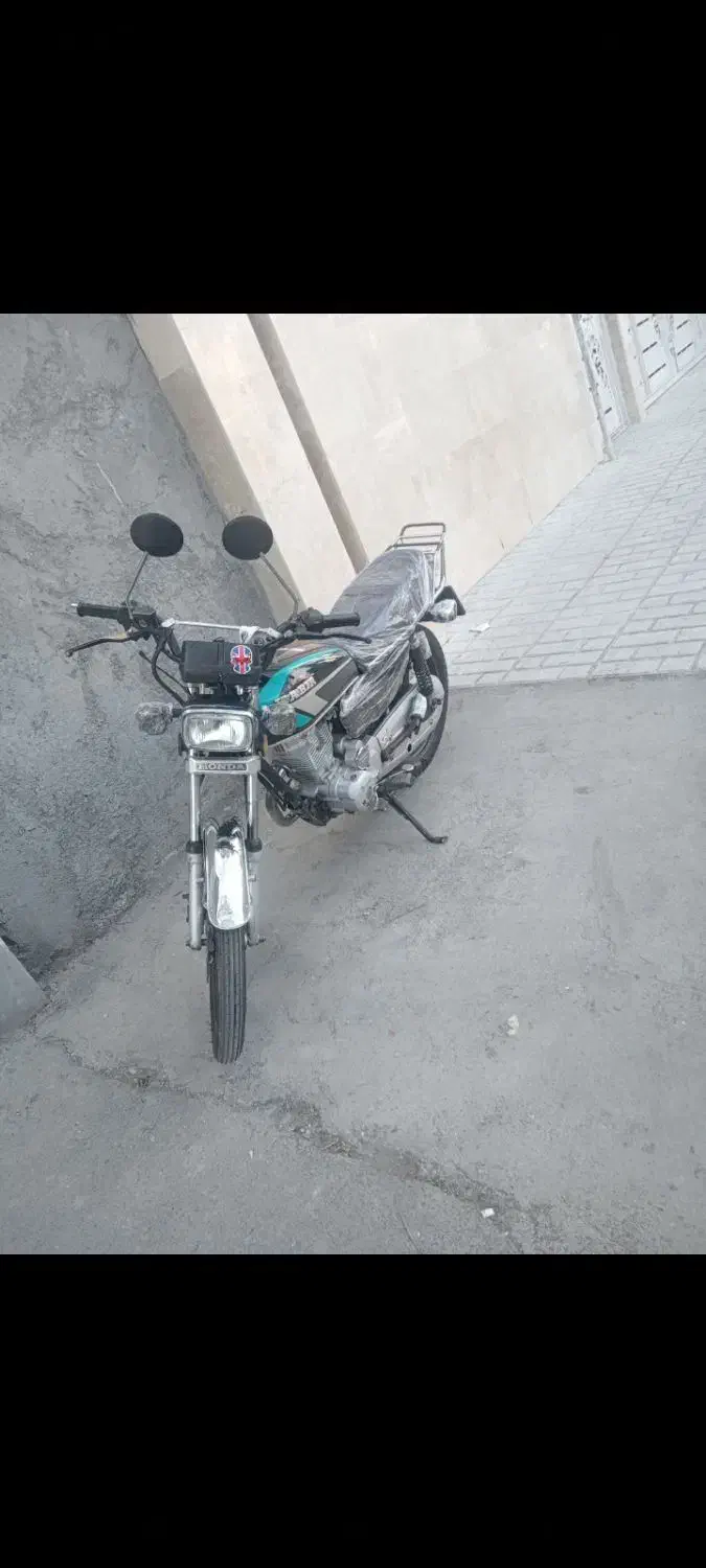 هندا کبیر ۲۰۰|موتورسیکلت|اراک, |دیوار