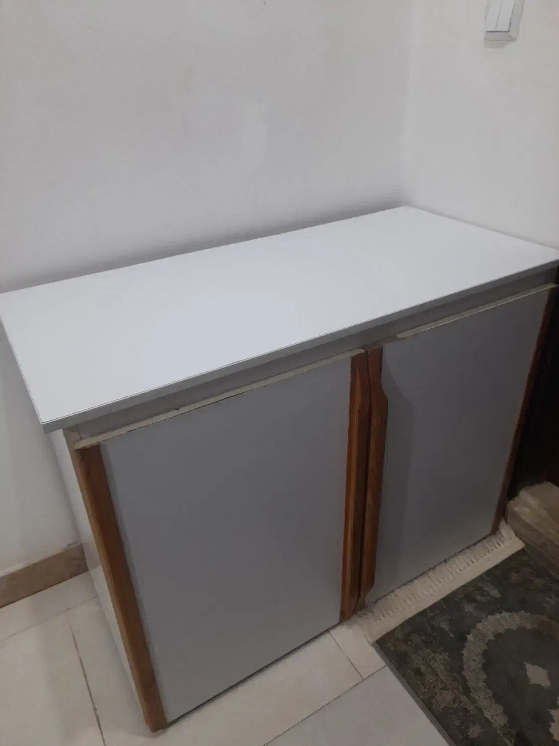 پیشخوان وکابینت ام دی اف|کتابخانه، شلف، قفسه‌های دیواری|رشت, کوی مهر|دیوار